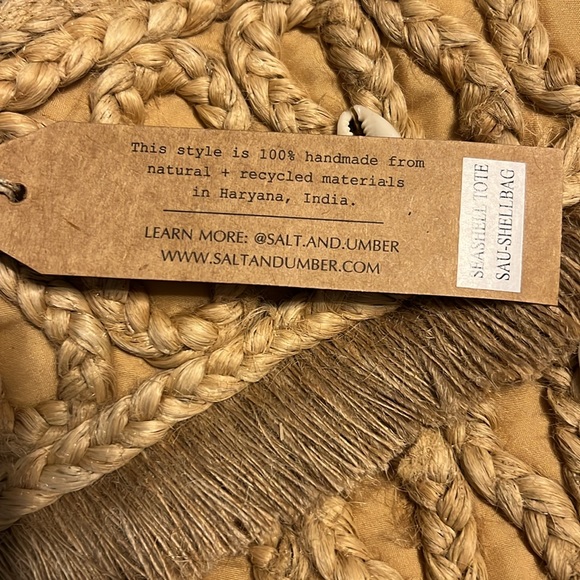 NWT SALT + UMBER 100% NATURAL & RECYCLED MATERIALS ISLA JUTE AND SEASHELL TOTE - Picture 6 of 10